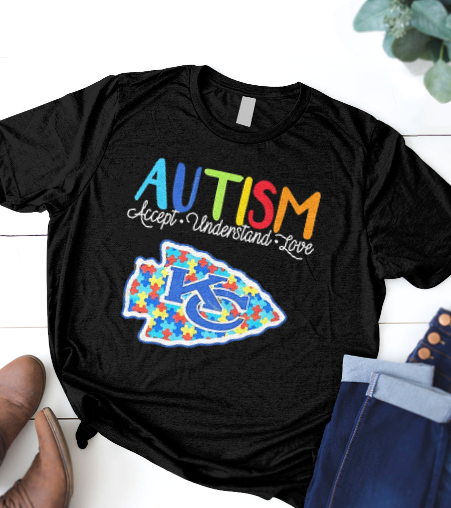Kansas City Chiefs Autism Accept Understand Love Puzzle T-Shirt