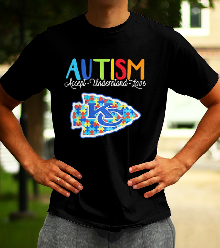 Kansas City Chiefs Autism Accept Understand Love Puzzle T-Shirt