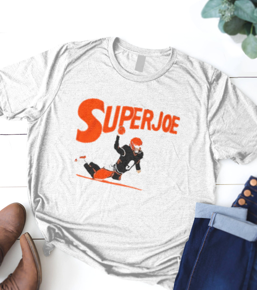 Superjoe Throw 9 Football Superstar T-Shirt