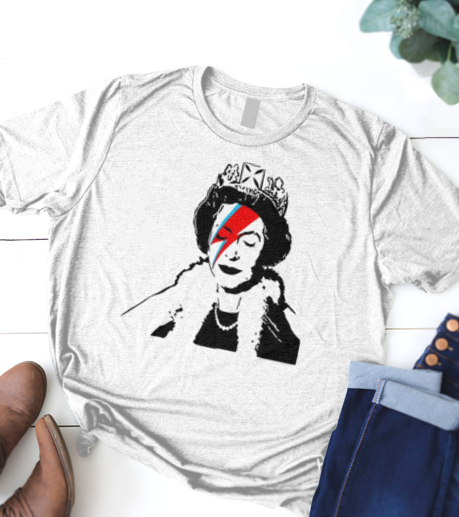 Queen Elizabeth Bowie Lightning Face Paint T-Shirt