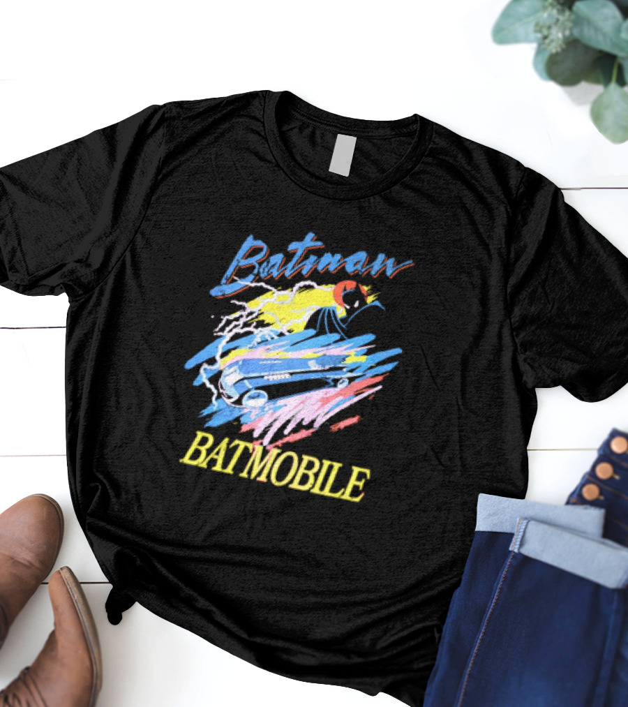 Batman Batmobile Vintage Retro Style Artwork Lightning Burst T-Shirt