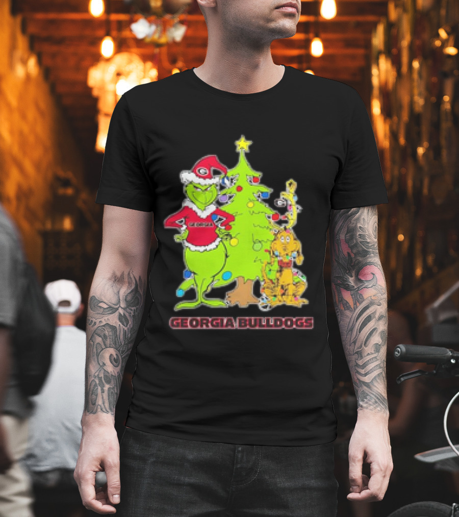 Georgia Bulldogs Grinch Christmas Tree Football T-Shirt
