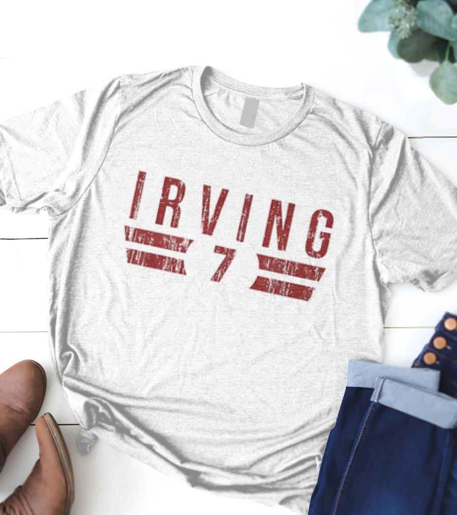 Irving 7 NFL Football Font Vintage Tampa Bay Buccaneers Bucky T-Shirt