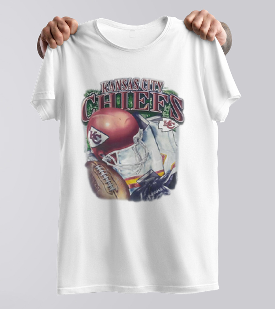 Kansas City Chiefs Helmet Football NFL KC Chiefs Est 1960 T-Shirt