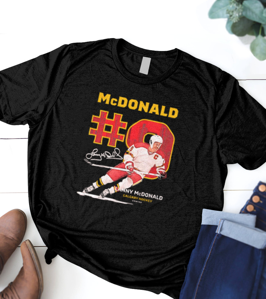 Lanny McDonald #9 Calgary Flames NHL Hockey Throwback Vintage Signature T-Shirt