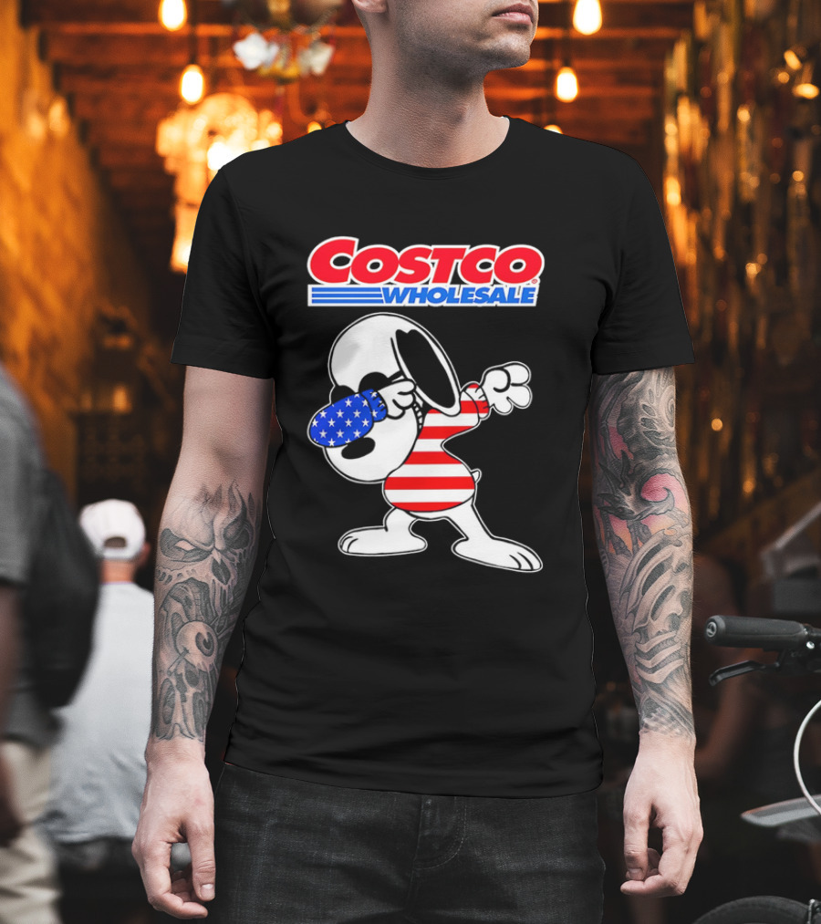 Costco Wholesale Snoopy Dabbing American Flag Stripes And Stars T-Shirt