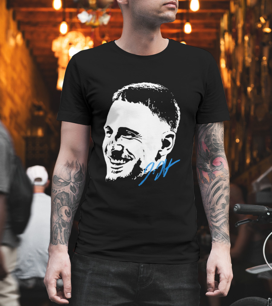 Donte DiVincenzo Signature Minnesota Timberwolves Bigface T-Shirt