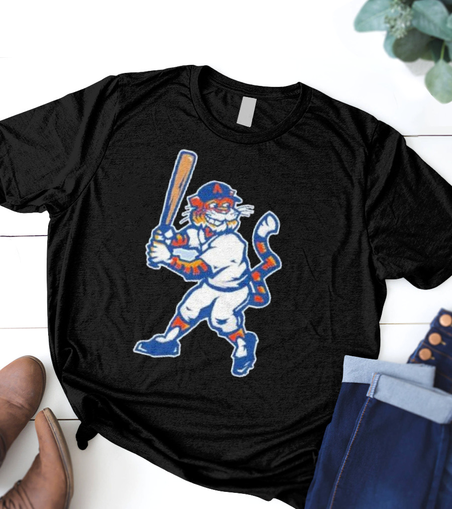 Auburn Tigers Aubie Baseball Mascot Holding Bat T-Shirt