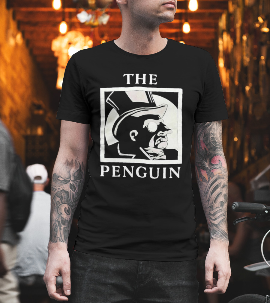 Batman Returns The Penguin Villain Silhouette Art T-Shirt