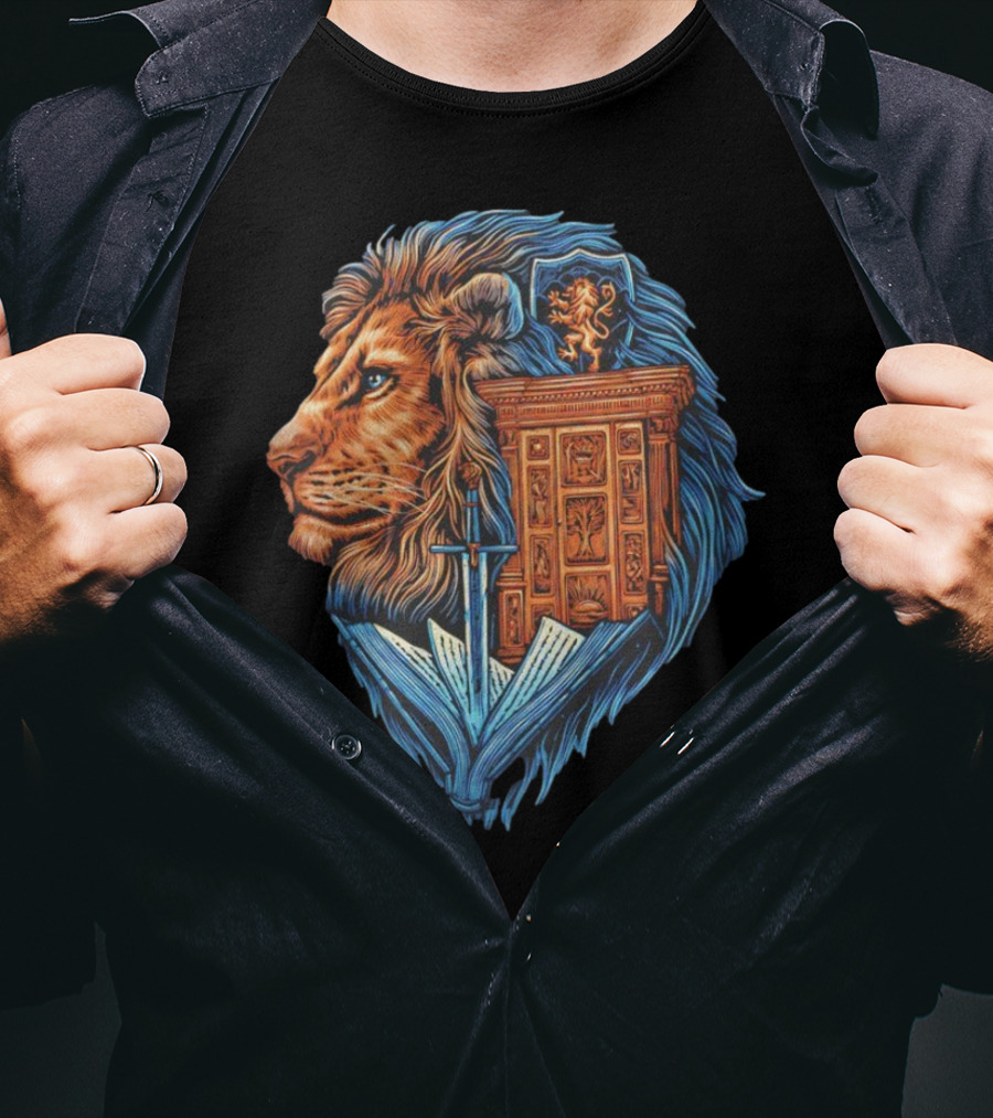 C.S. Lewis’ The Chronicles Of Narnia The Lion The Witch And The Wardrobe Love And Fantasy T-Shirt