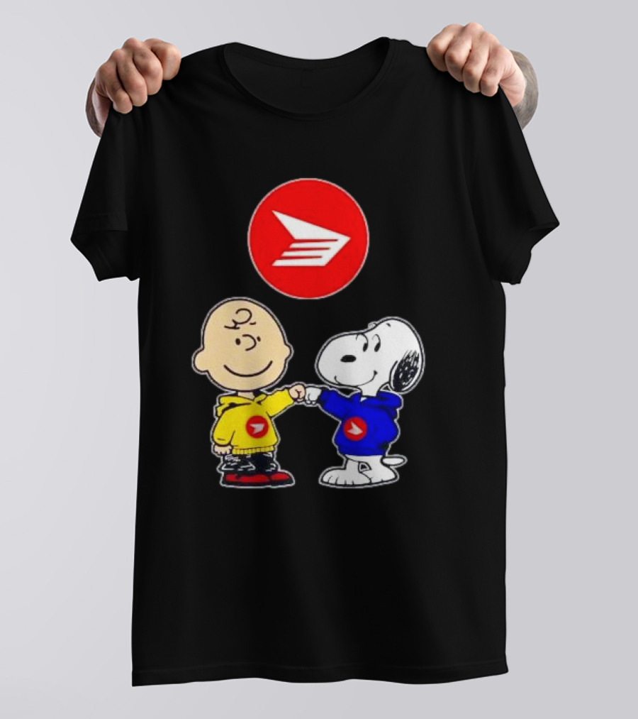 Canada Post Charlie Brown And Snoopy T-Shirt