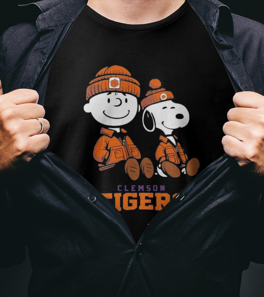 Clemson Tigers X Snoopy And Charlie Brown 2025 T-Shirt