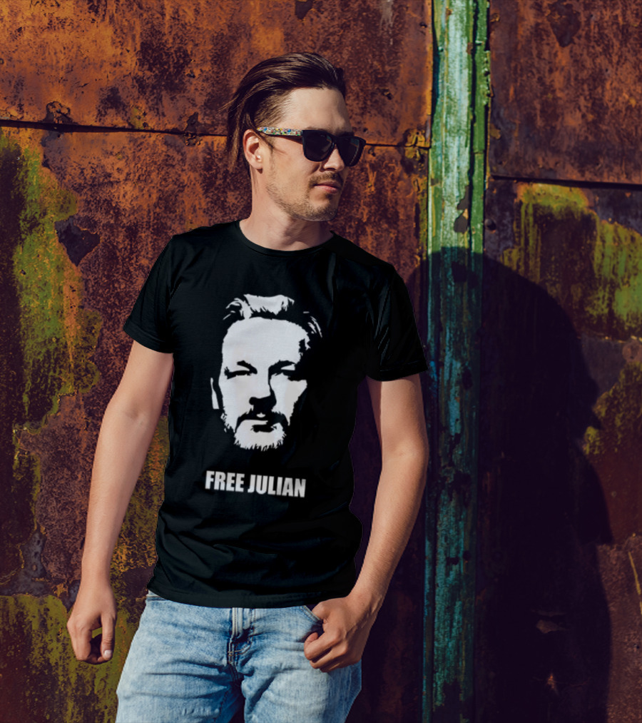Free Julian Assange T-Shirt