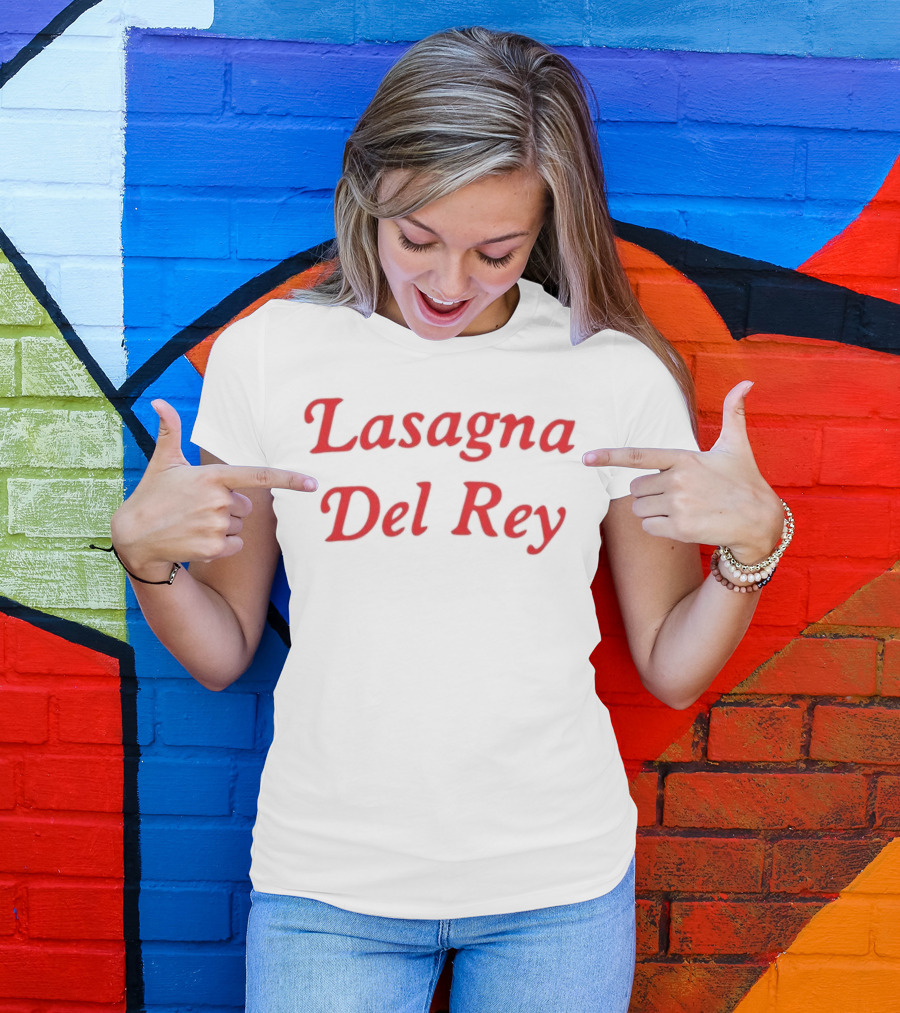 Lasagna Del Rey Parody Textแฟชั่น T-Shirt