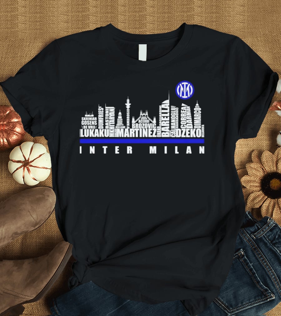 Edizione Limitata Inter Milan Team Skyline Lukaku Martinez Barella Dzeko Brozovic T-Shirt