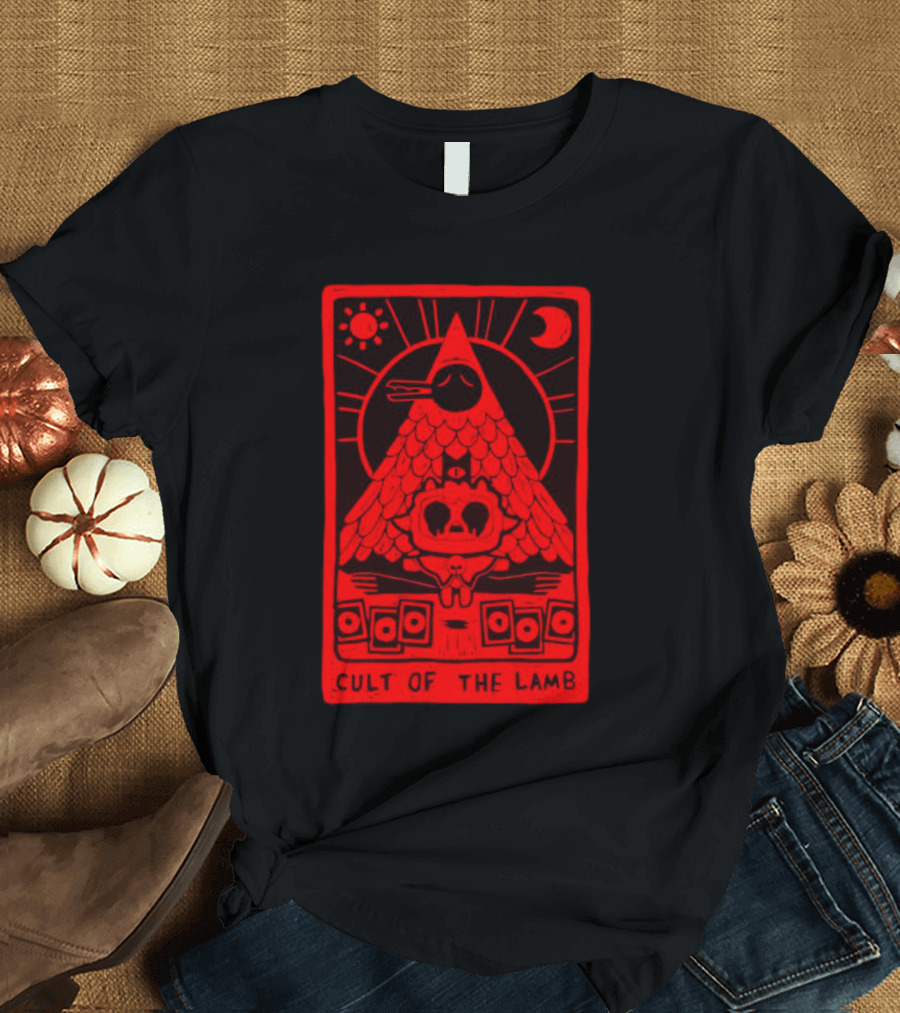Cult Of The Lamb Red Tarot Pyramid With Sun And Moon Symbols T-Shirt