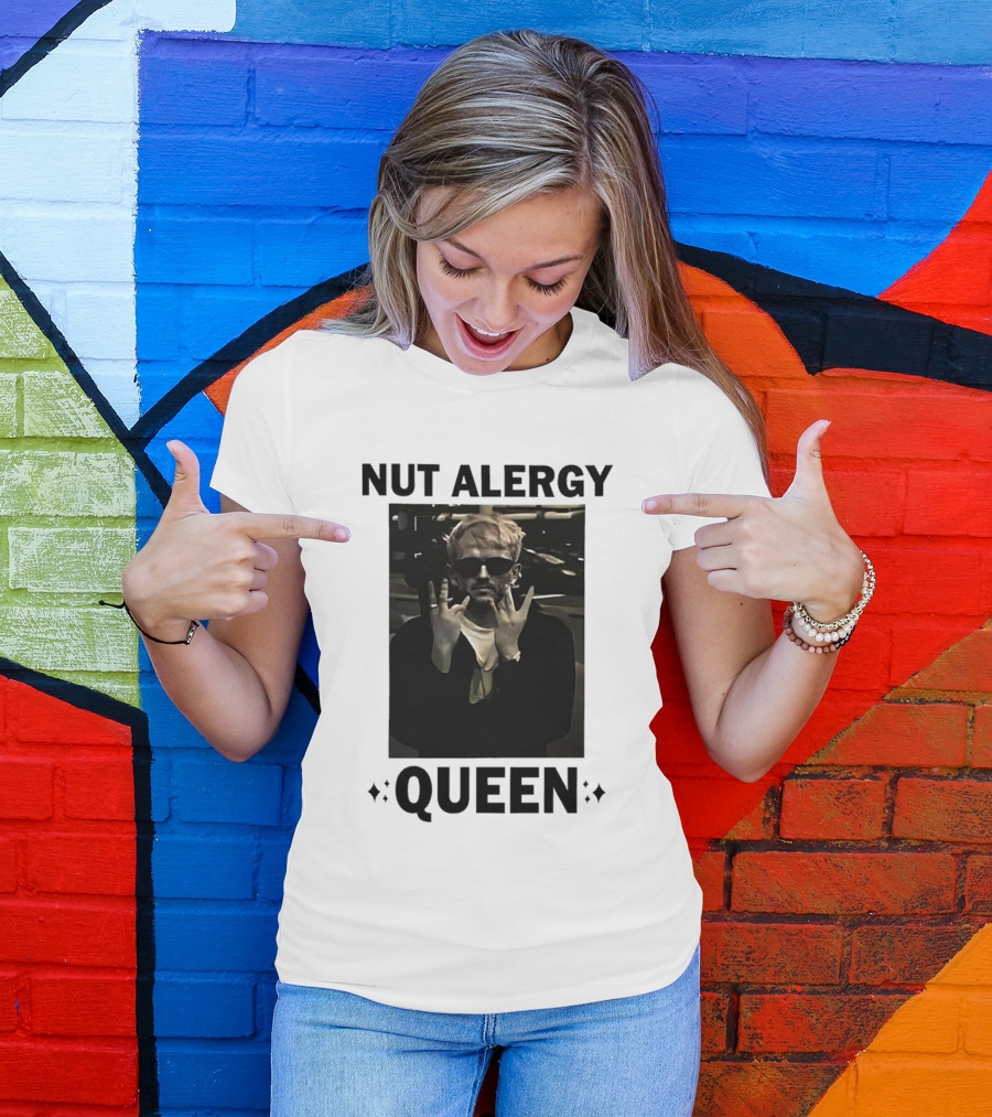 NUT ALERGY ROCK SIGN QUEEN T-Shirt
