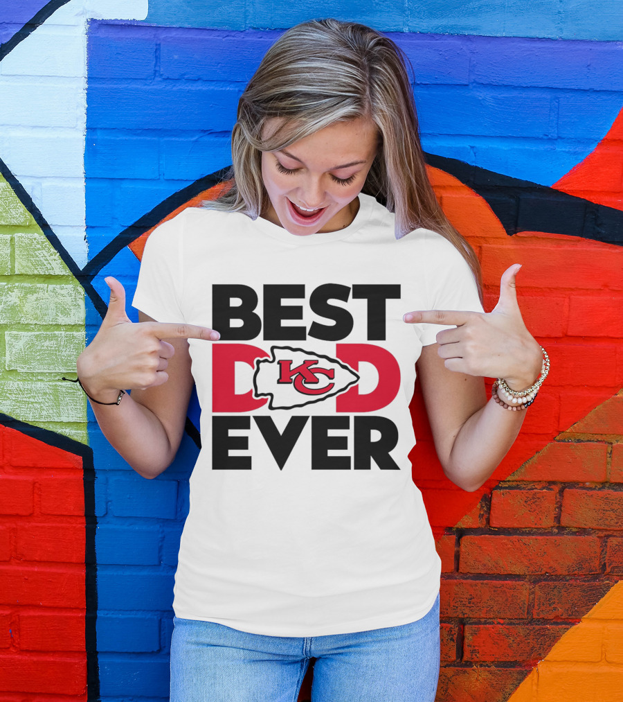 Best Dad Ever Kansas City Chiefs NFL Fan T-Shirt