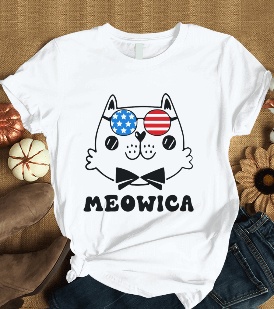 Meowica America Cat In Patriotic Star And Stripe Sunglasses T-Shirt