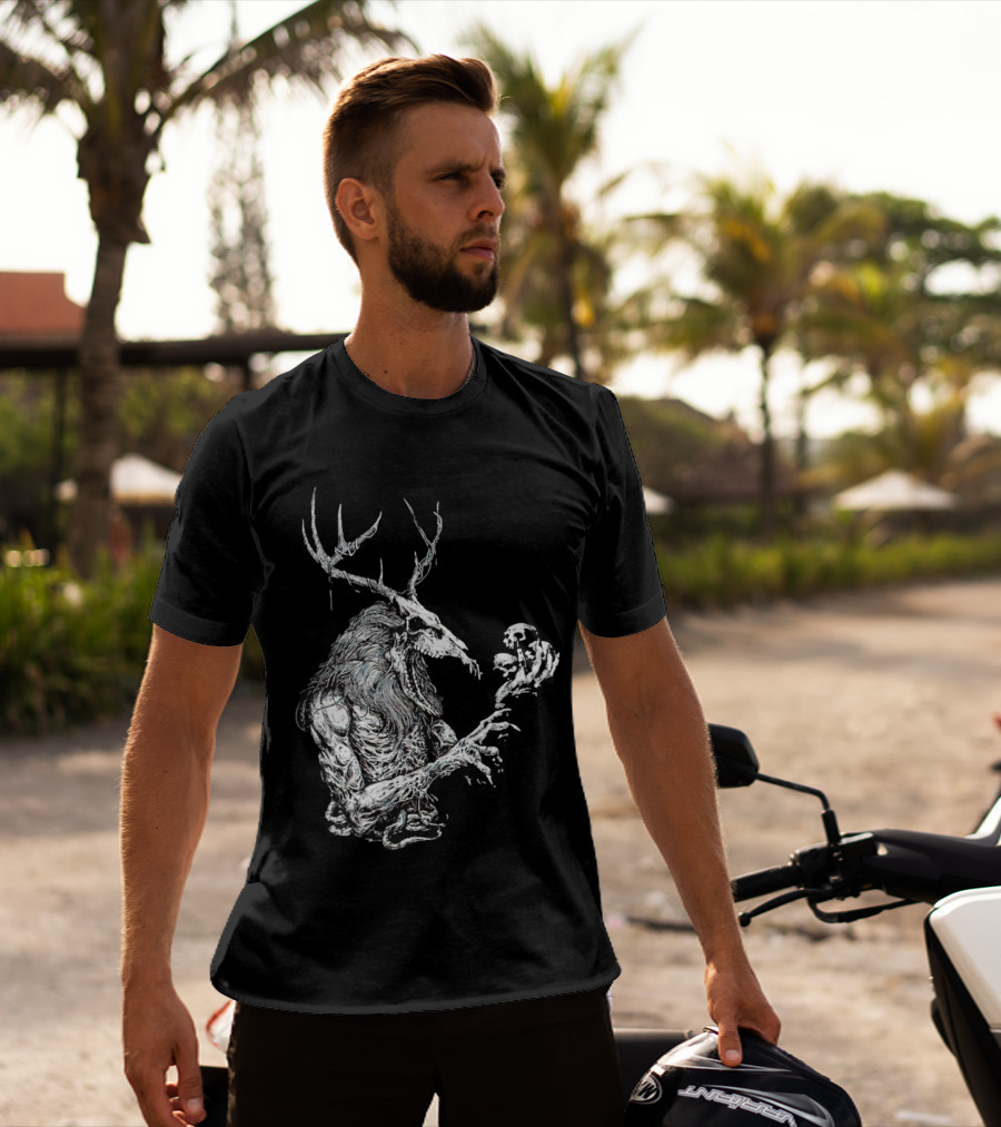 Wendigo Antlered Skull Creature Grasping Skulls T-Shirt
