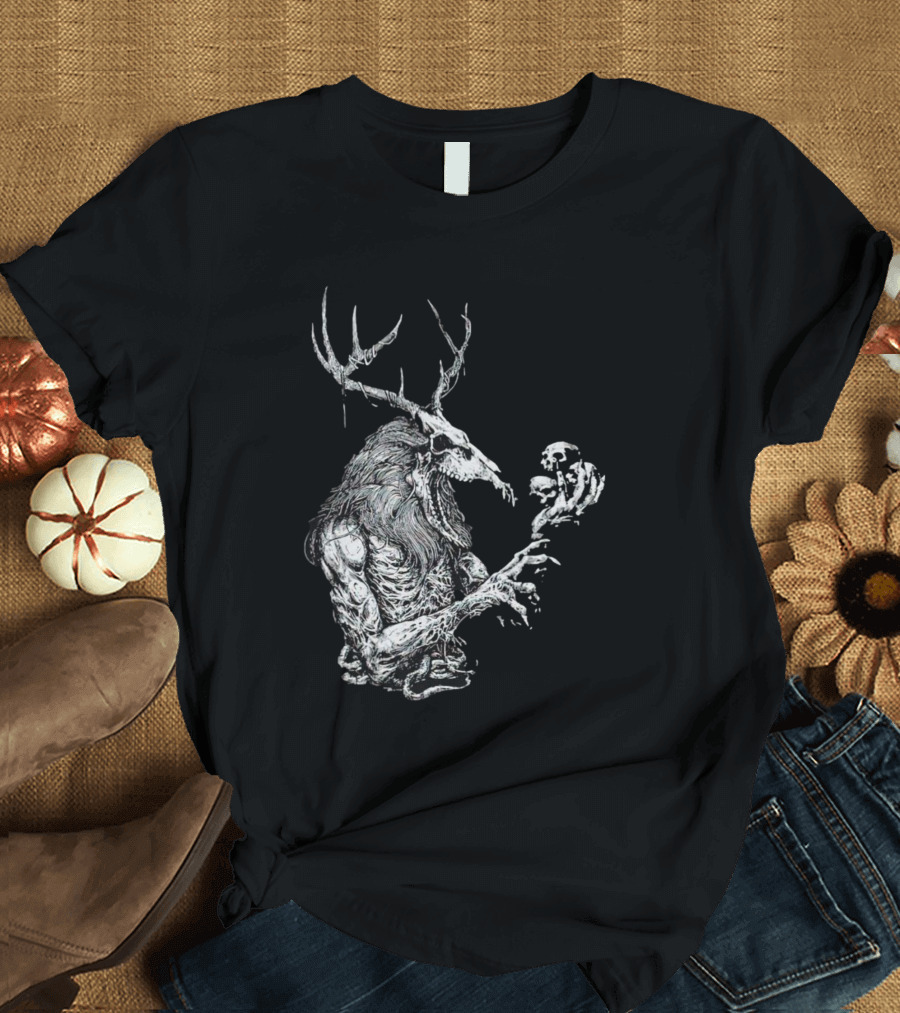 Wendigo Antlered Skull Creature Grasping Skulls T-Shirt
