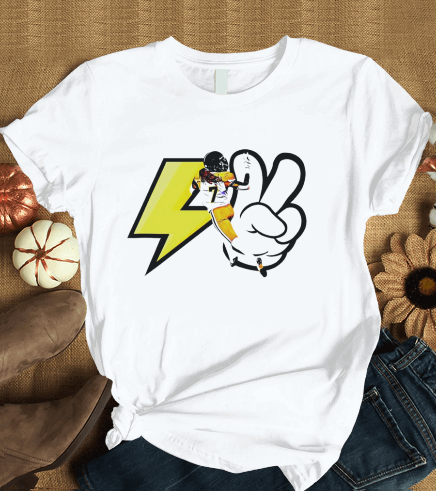 Lucky Whitehead Lightspeed BC Lions Football Lightning Bolt Victory Hand T-Shirt