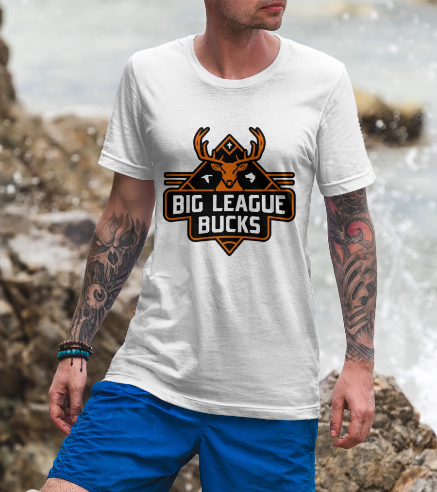 Big League Bucks Deer Antlers Hunting Badge Emblem T-Shirt