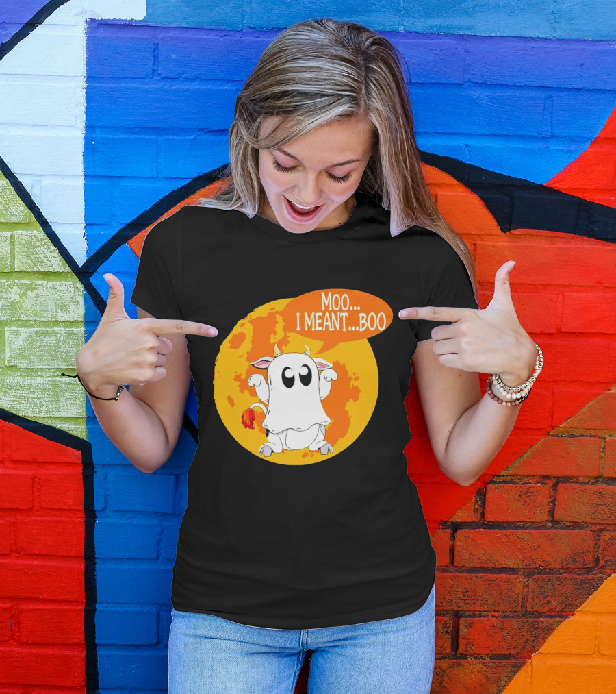 Moo I Meant Boo Ghost Cow Halloween Costume T-Shirt