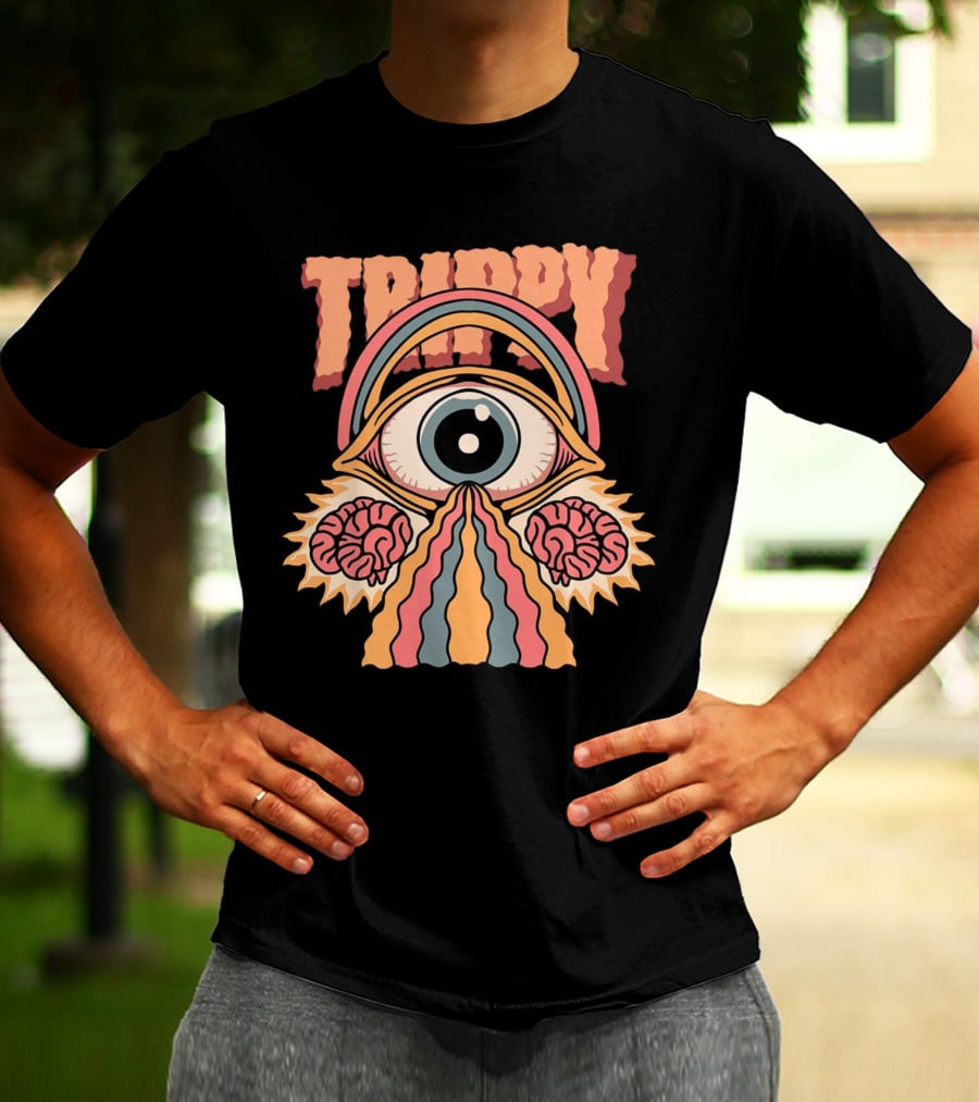 Trippy Psychedelic Eye With Brains And Rainbow Streams T-Shirt