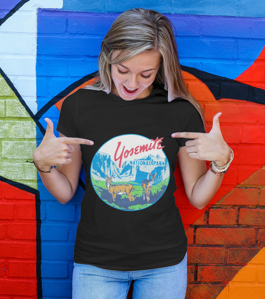 Yosemite National Park Scenic Wildlife With Deer T-Shirt