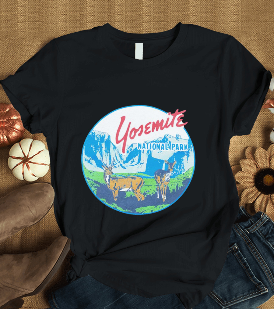 Yosemite National Park Scenic Wildlife With Deer T-Shirt