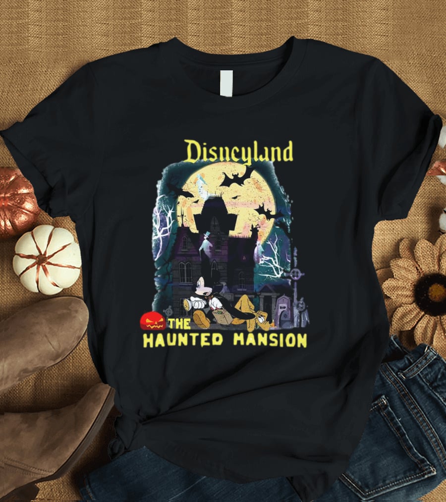 Disneyland The Haunted Mansion Mickey And Pluto Halloween Adventure T-Shirt