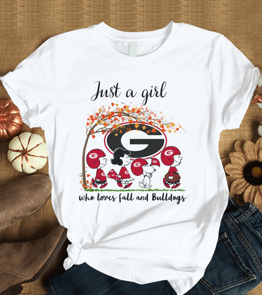Just A Girl Who Loves Fall And Bulldogs Peanuts Cartoon Georgia Bulldogs Football T-Shirt