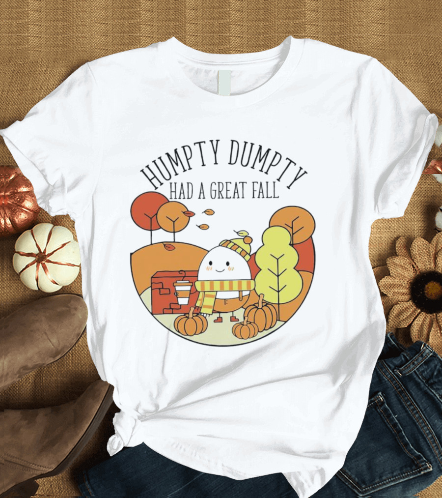 Humpty Dumpty Had A Great Fall Autumn Leaves Pumpkin Scarf Cafe Scene T-Shirt