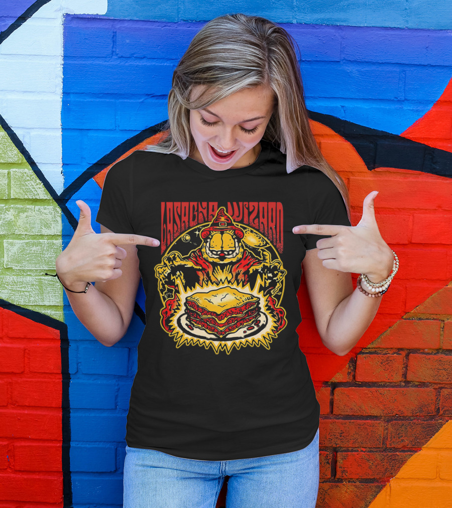 Lasagna Wizard Garfield Magic Plate Cosmic Cat Fantasy T-Shirt