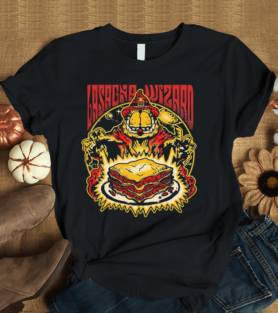 Lasagna Wizard Garfield Magic Plate Cosmic Cat Fantasy T-Shirt