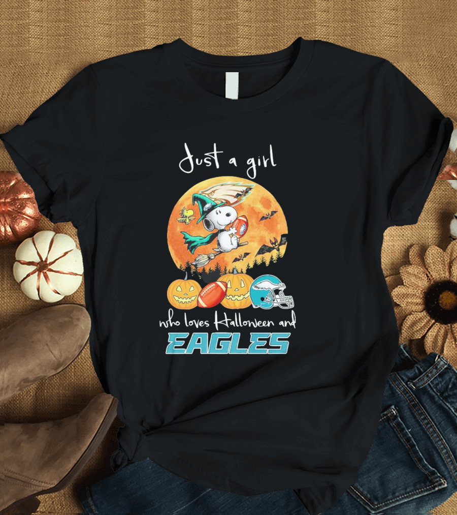Just A Girl Who Loves Halloween And Philadelphia Eagles Snoopy T-Shirt