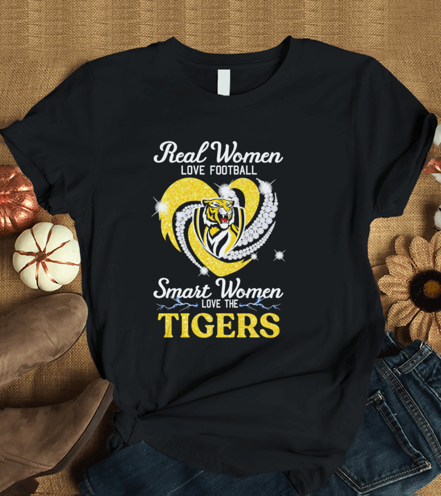Real Women Love Football Smart Women Love The Richmond Tigers T-Shirt