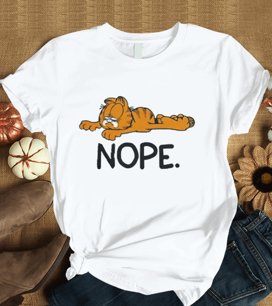 Garfield Sad Nope Classic Comic Lazy Mood T-Shirt