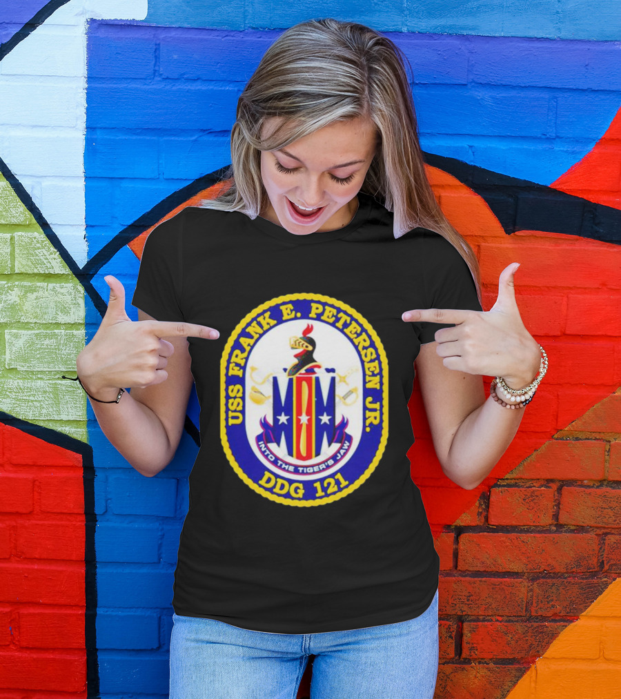 USS Frank E Petersen Jr DDG 121 Crest Into The Tiger's Jaw T-Shirt