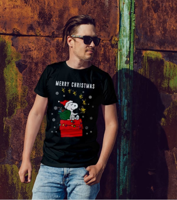 Merry Christmas Snoopy Santa On Doghouse With Reindeer And Snowflakes T-Shirt