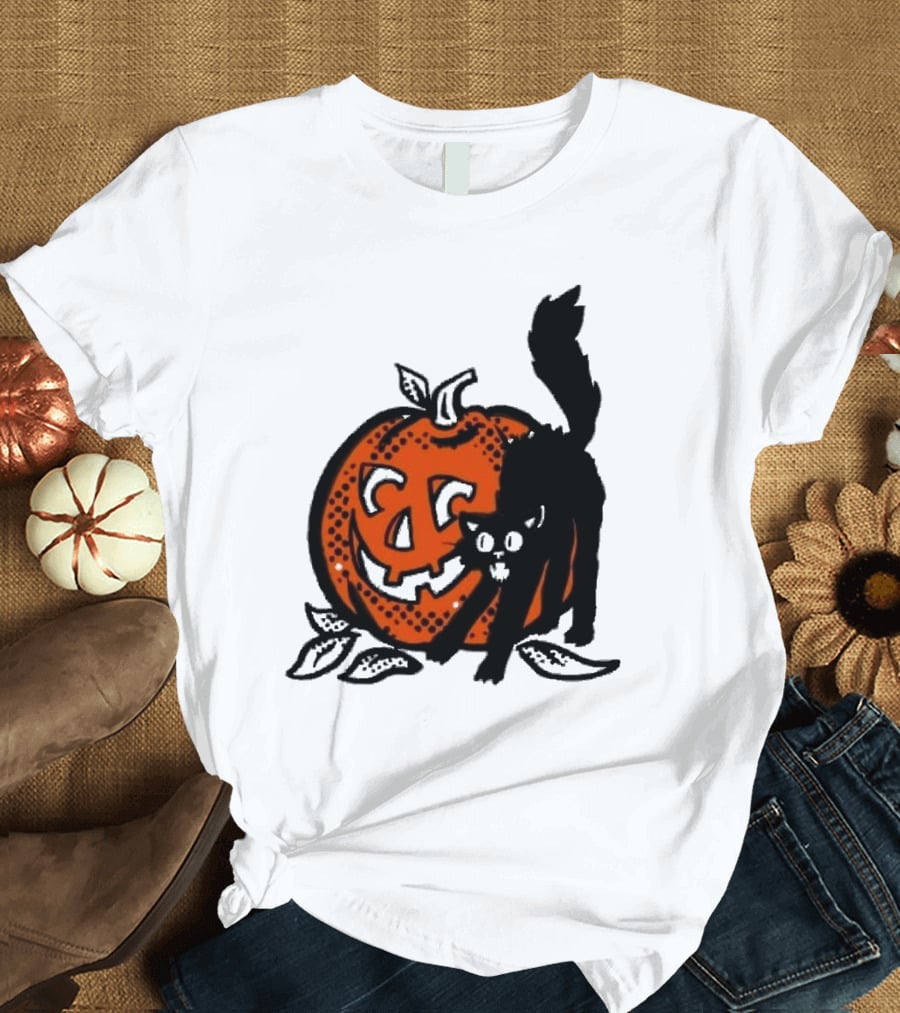 Vintage Halloween Pumpkin And Black Cat T-Shirt