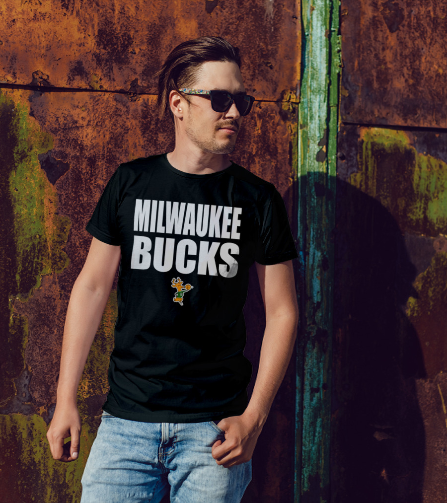 Milwaukee Bucks Mitchell And Ness Hardwood Classic Vintage T-Shirt