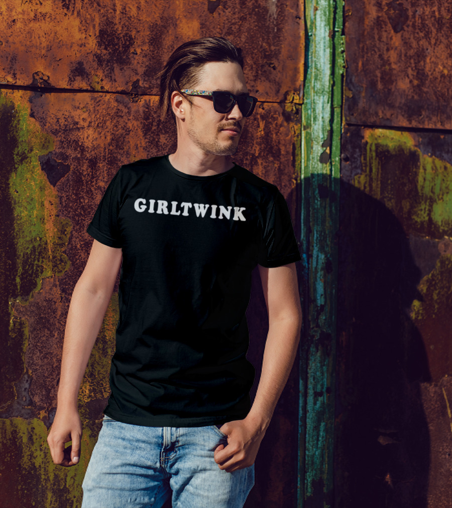 GIRLTWINK T-Shirt