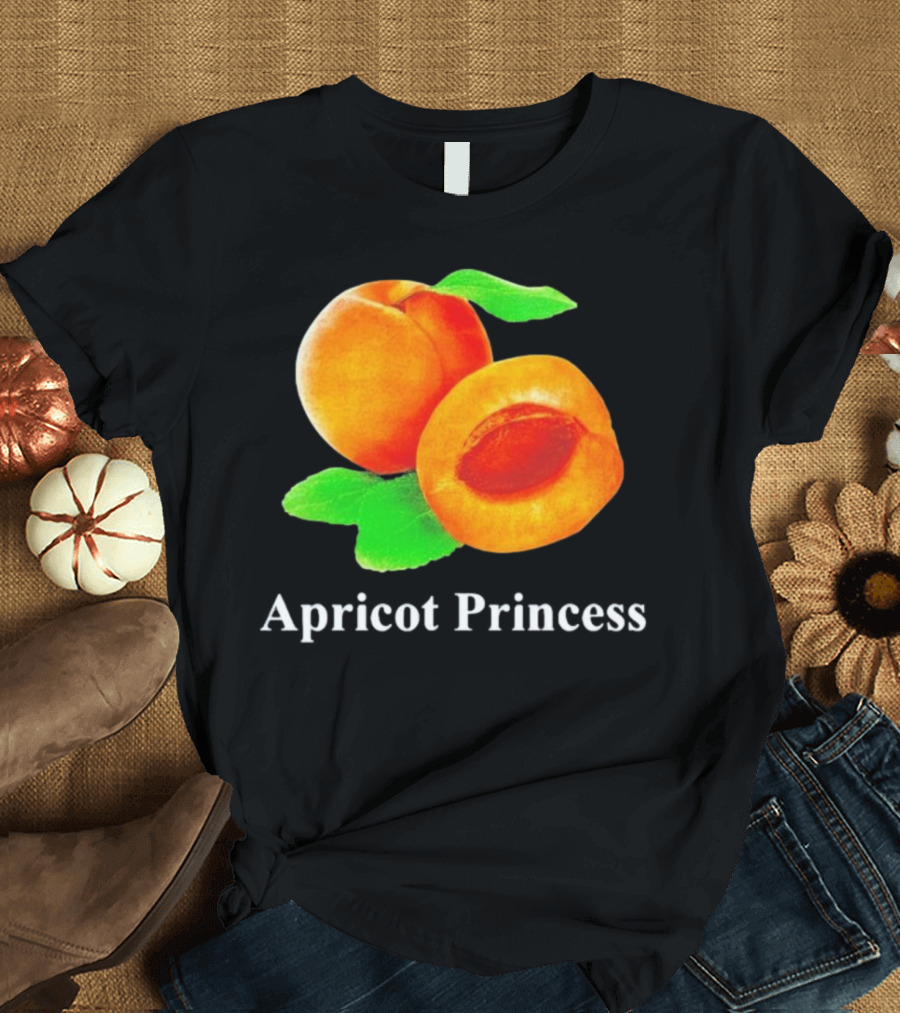 Apricot Princess Fruit Illustration With Leaf Detailing T-Shirt