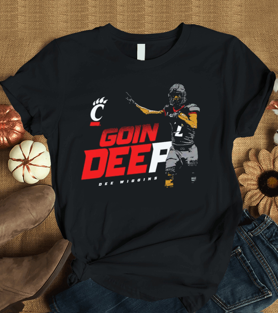 Dee Wiggins Goin’ Deep Cincinnati Bearcats Football Iconic Play Action T-Shirt