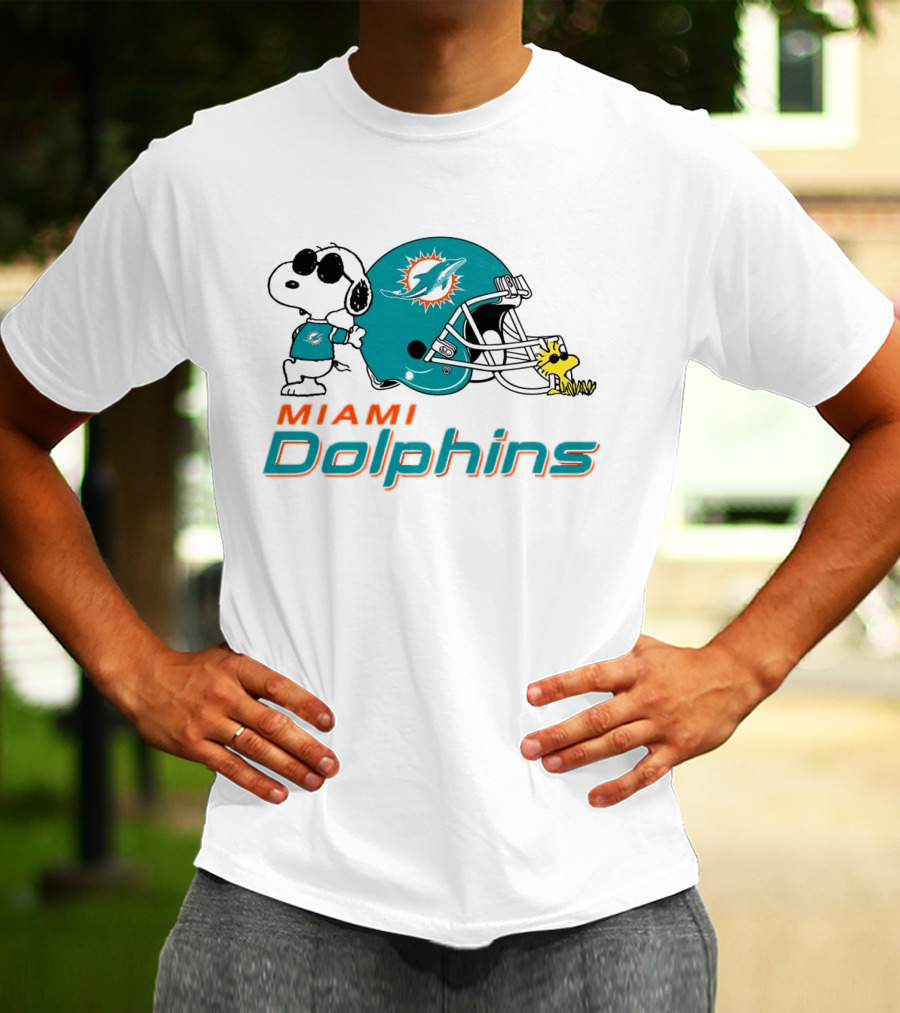 Miami Dolphins Snoopy And Woodstock Football Helmet T-Shirt