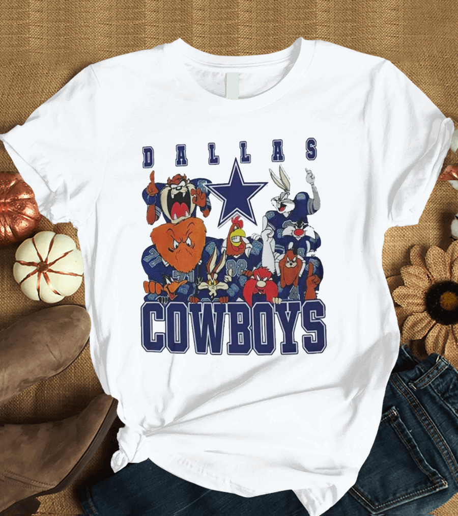 Dallas Cowboys Looney Tunes Characters NFL Football Team Fan T-Shirt