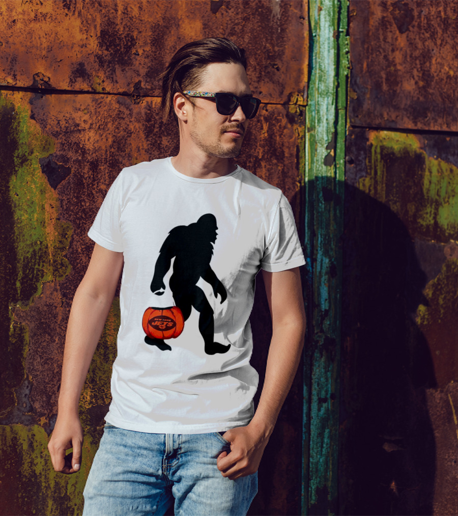 New York Jets Bigfoot Halloween Pumpkin T-Shirt