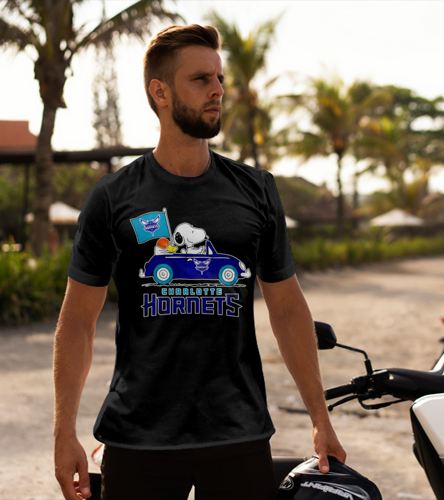 Charlotte Hornets Snoopy Dog Driving Car With Flag T-Shirt